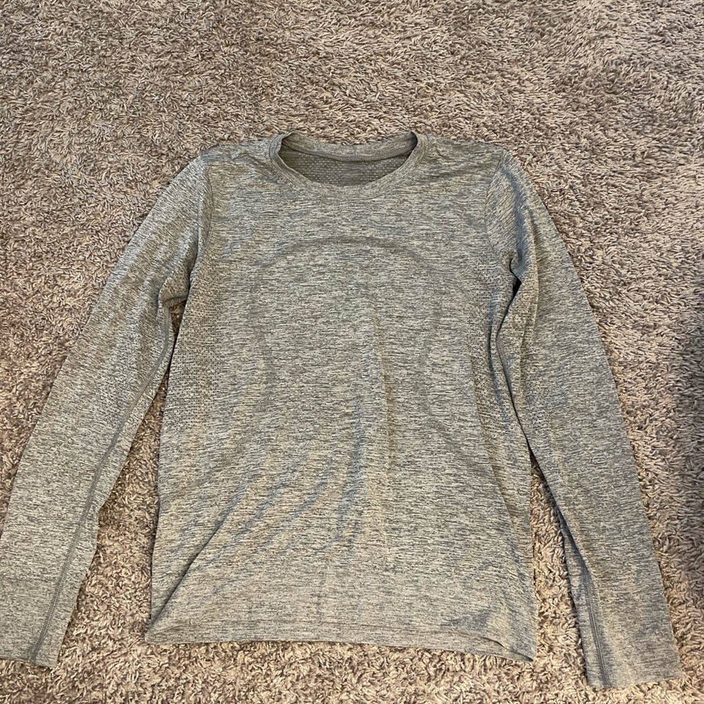 Swiftly Relaxed Long Sleeve
